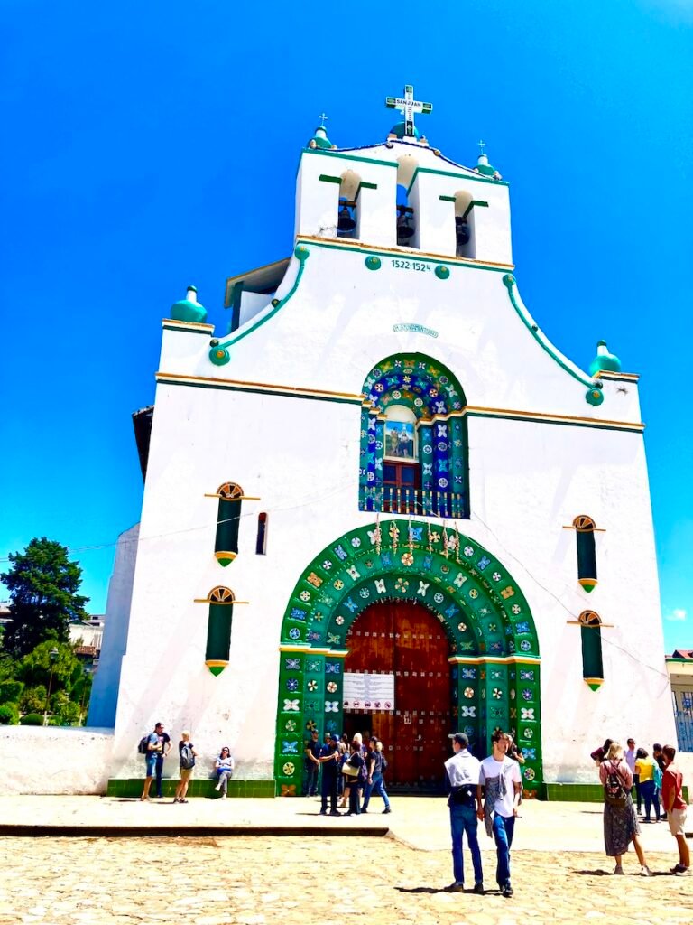 best places to visit chiapas mexico - Iglesia San Juan Chamula