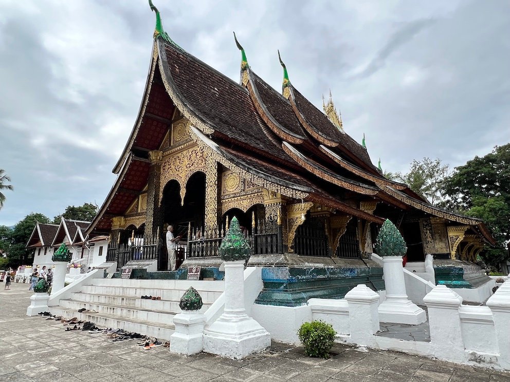 laos in 2 weeks - Wat Xienthong