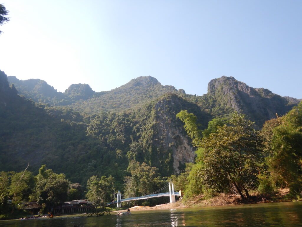 laos in 2 weeks - vang vieng river tubing